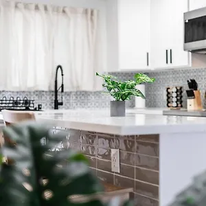 https://beautiful-home-north-shore-paradise-steps-to-beach-unit-a.hotelsinhawaii.org